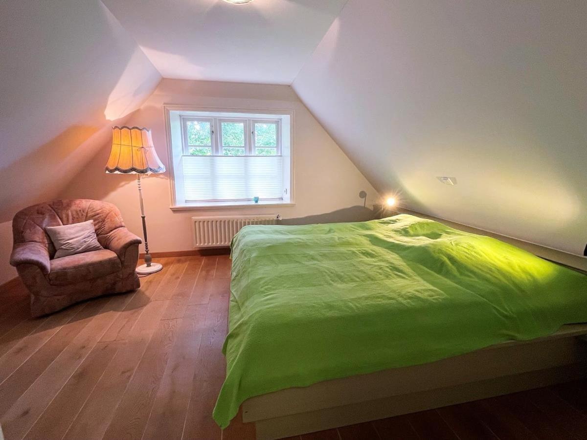 Das Puppenhaus, Reetdach, Sauna, Kamin, Eingezaeunt, Badewanne, Haustiere Willkommen Emmelsbüll-Horsbüll Exterior foto
